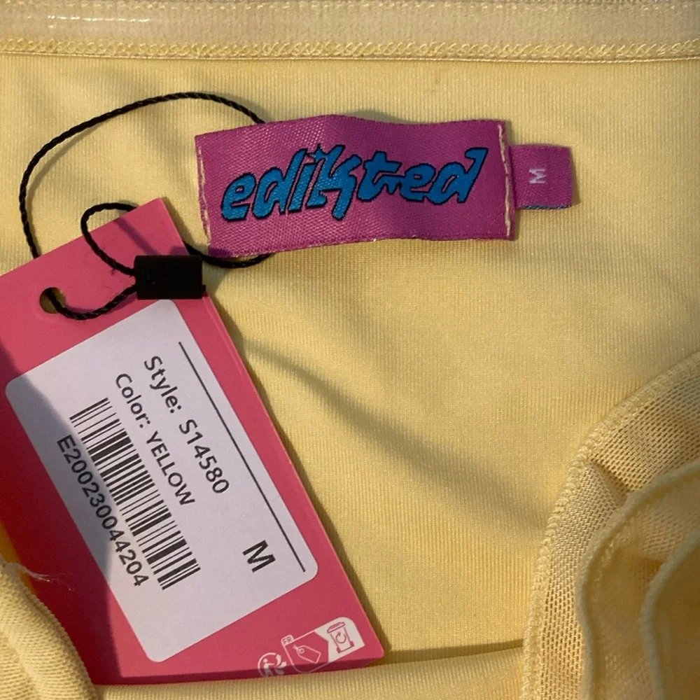 NWT Edikted Thalia Flower Pin Ruffle Mini Dress in Yellow Small & Medium - Picture 7 of 10